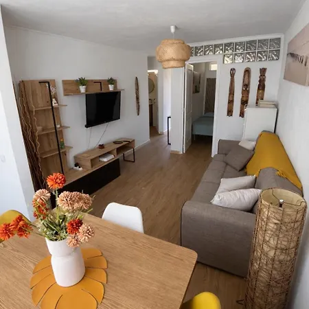Apartment Sunny Ocean Retreat